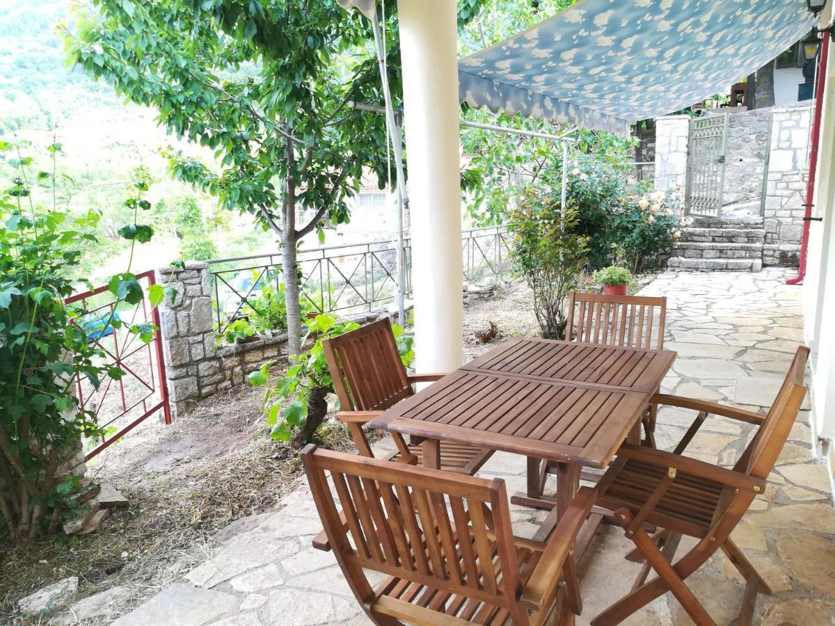 Plataniotissa Mansion Villa Kalavryta Bagian luar foto
