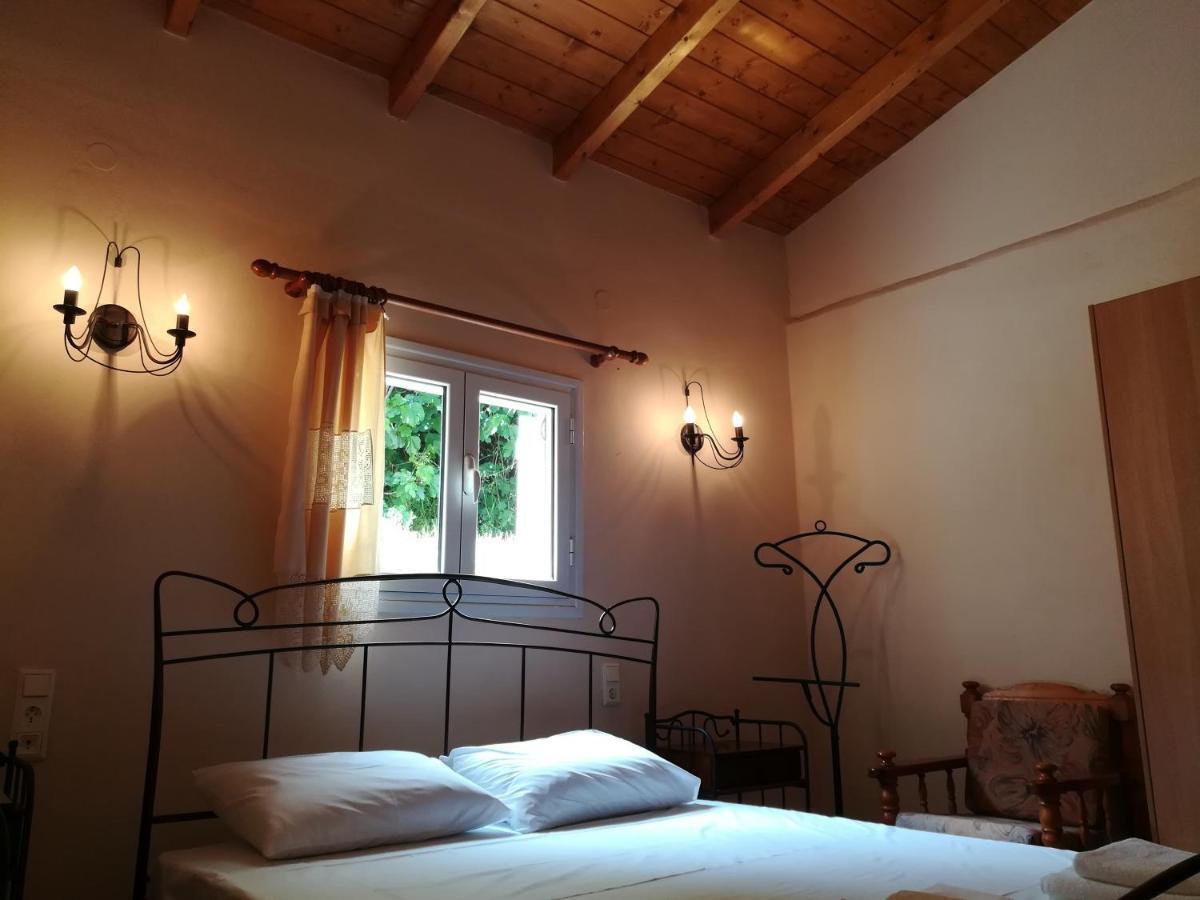 Plataniotissa Mansion Villa Kalavryta Bagian luar foto